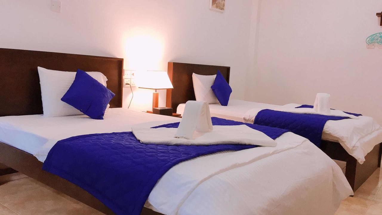 Blue Whale Holiday Hotel Мирисса Экстерьер фото