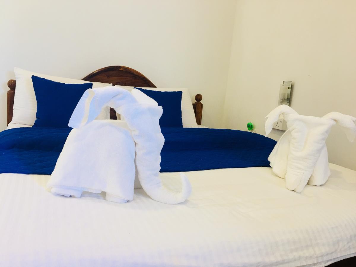 Blue Whale Holiday Hotel Мирисса Экстерьер фото