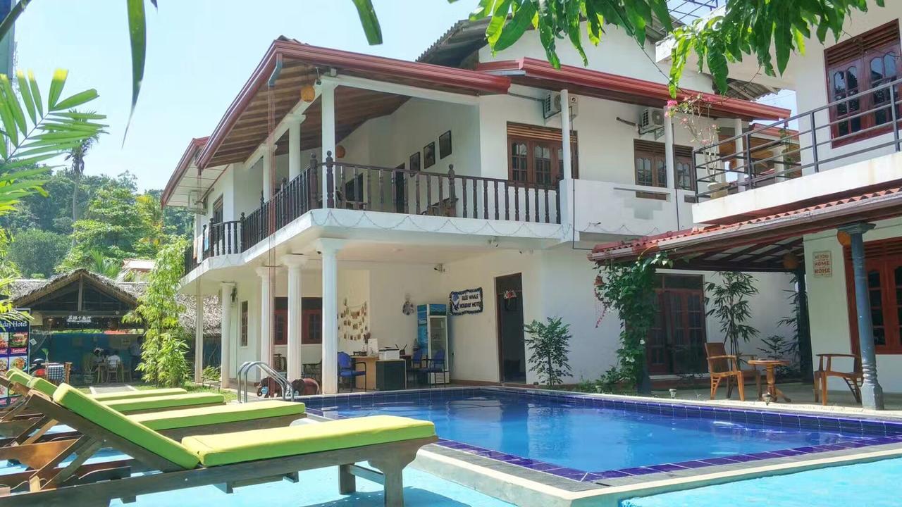 Blue Whale Holiday Hotel Мирисса Экстерьер фото